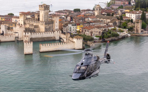 Il nuovo elicottero H160 di Airbus Helicopters, che è stato presentato a Trento. n elicottero silenzioso, sicuro ed equilibrato che ha già ricevuto ordinazioni da tutto il mondo.