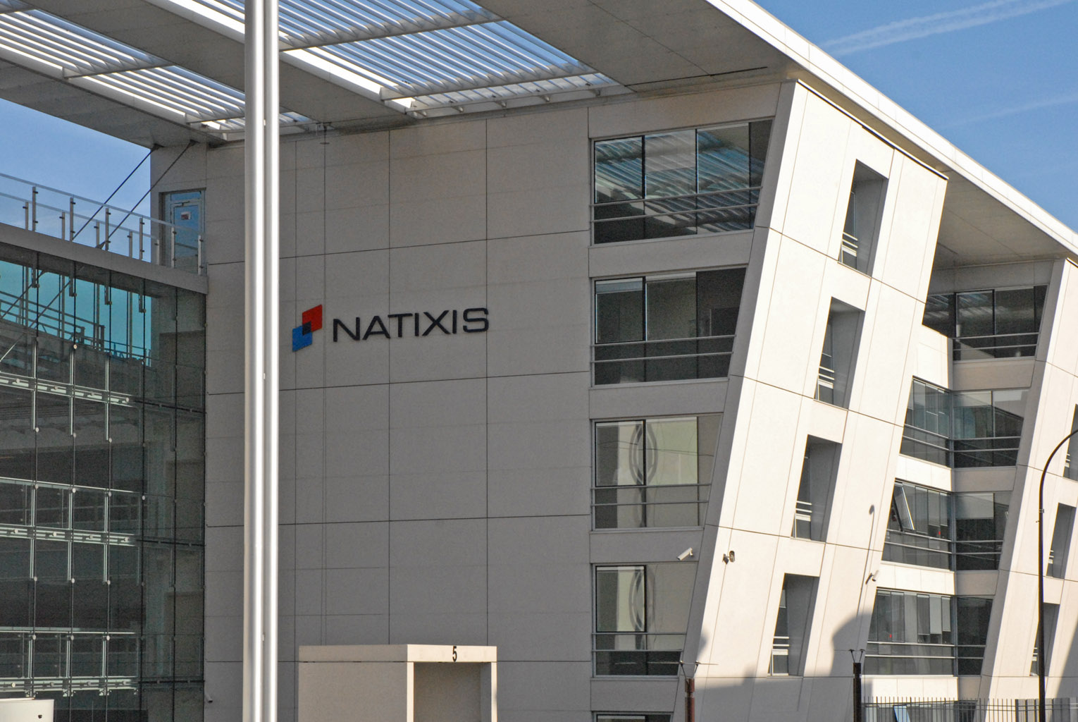 Tra le novità di agosto, il Ceo di Natixis che ha lasciato la società