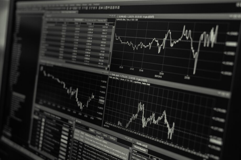 A maggio sono stati lanciati 24 fondi comuni di investimento e si segnalano 16 nuove nomine tra reti finanziarie e altri comparti.
