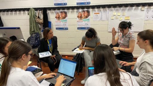 EFFE Summer Camp, il primo campo estivo gratuito di educazione finanziaria e imprenditoriale per ragazze.