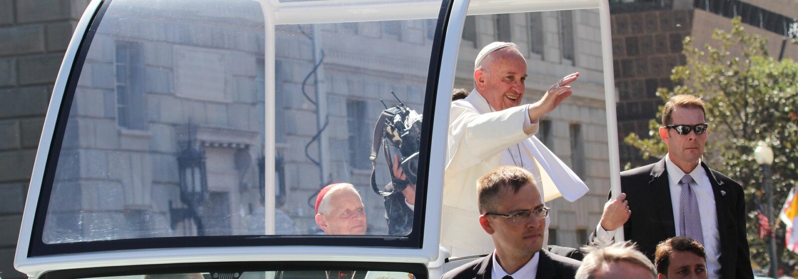 L’attenzione degli italiani nel mese di marzo si è concentrata in modo preponderante sulla salute di Papa Francesco.